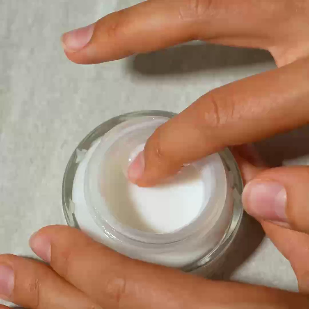 Firming Nelum Eye Cream